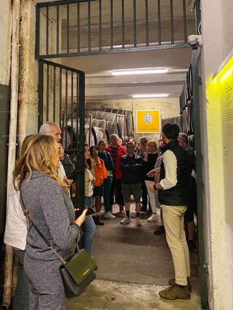 Quinta Do Vallado: Walking With Full Lunch and Wine Tasting - Guided Walking Tour
