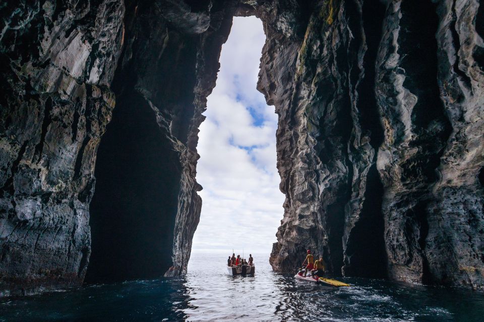 Rabo De Peixe: Cave Boat Tour on the North Coast - Group Size