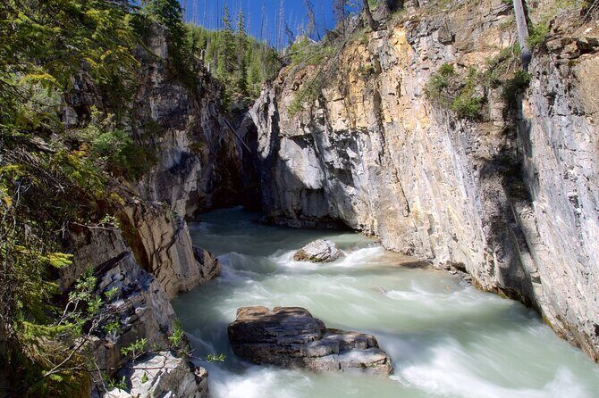 Radium Hot Springs and Marble Canyon Advanture - Who Would Love This Tour?