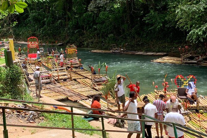 Rafting on the Martha Brae - The Experience in Detail