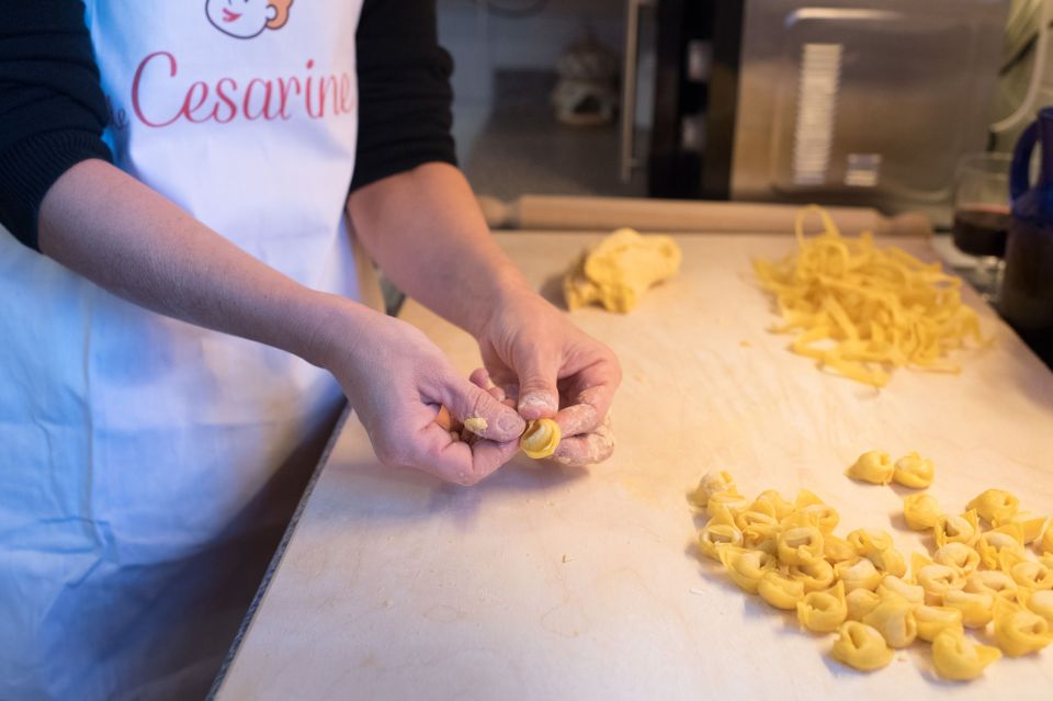 Ragusa: Pasta & Tiramisu Cooking Class at a Local's Home - Italian Aperitivo