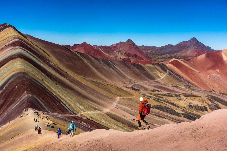 Rainbow Mountain Adventure - Trekking |Private| - Key Points