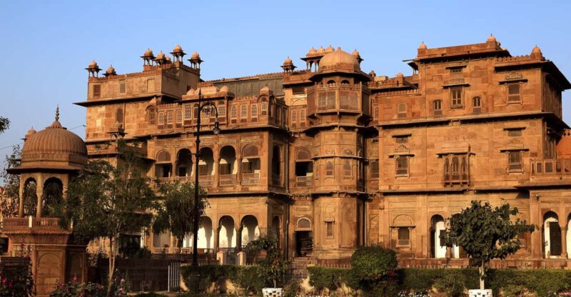Rajasthani Romance_15 Days - Included Services