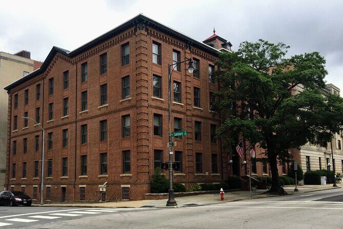 Raleigh North Carolina Scavenger Hunt Walking Tour and Game - The Atmosphere and Authenticity  