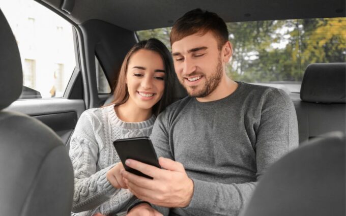 Rapid City, SD: App-Based Murder Mystery Detective Game - Driving Route Option