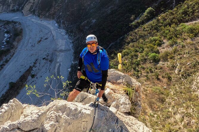 Rappels in Pico Licos with certified guides - The Sum Up: Who Will Love Rappels at Pico Licos