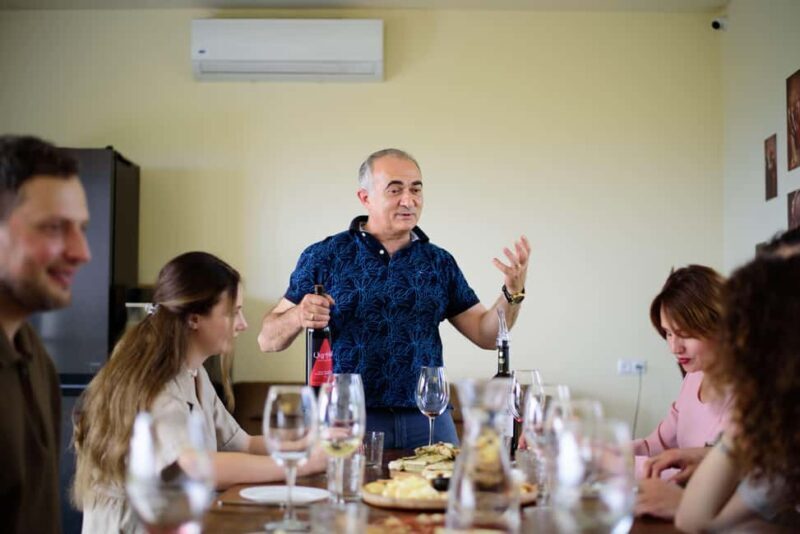 Rare Grape & Wine Tasting Experience at MOONQ - Key Points