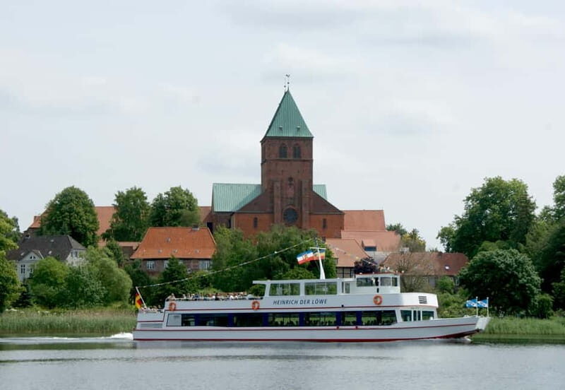Ratzeburg Lake: 2-hour historical boat tour with entertainment - Introduction: A Relaxing Look at Ratzeburg’s Lakes and Lore