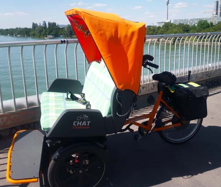 RAXI (Electric Rickshaw) Vienna Tours with two options - A Closer Look at the RAXI Vienna Tour Experience
