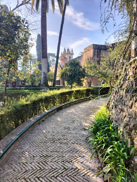 Real Alcázar of Seville Skip-the-Line Private Tour - Immerse in the Alcázar Gardens