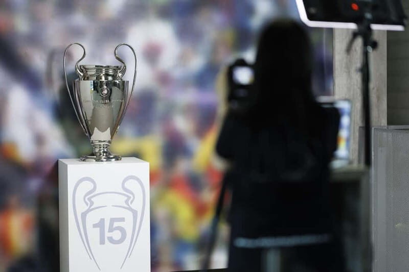 Real Madrid: Bernabeu Stadium SelfGuided Tour & Wine tasting - The Top Floor and City Views