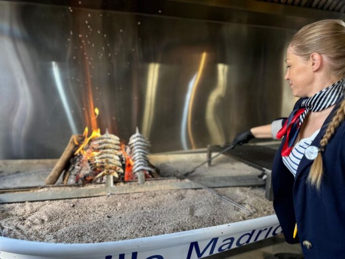 Real Madrid: Bernabeu Stadium Tour and Gourmet Tasting - Optional Photo Opportunity