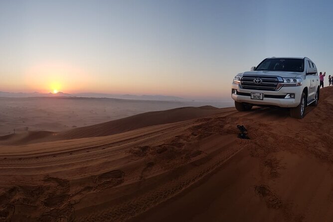 Red Dune Evening Desert Safari With Sandbashing and BBQ Dinner - Unique Highlights