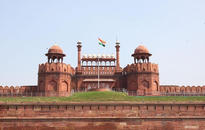 Red Fort Skip-The-Line E-Tickets & Guide Delhi Transfers - Key Points