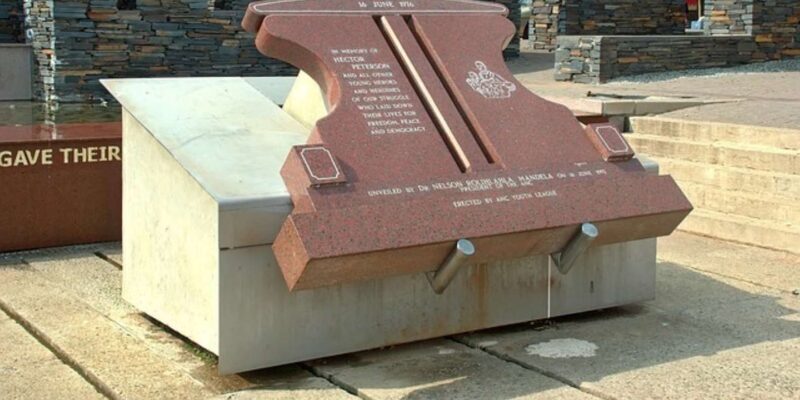 Red Full Day Soweto Tour & Johannesburg Tour - Authentic Experiences and Practical Details