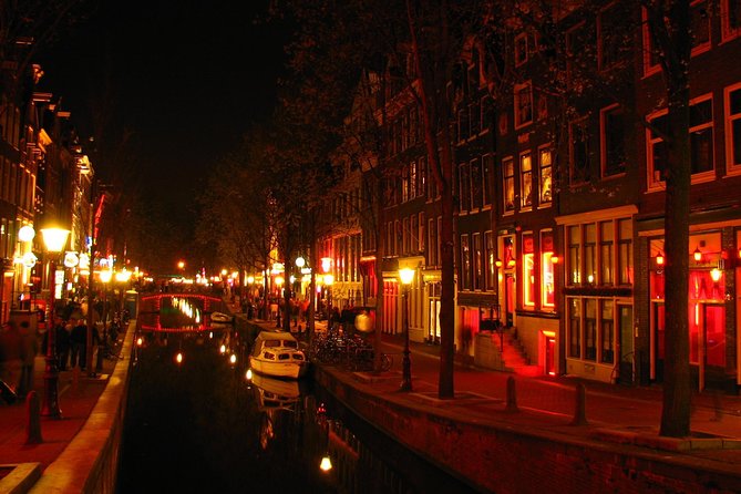 Red Light District Tour With Canal Cruise - Meeting and Pickup