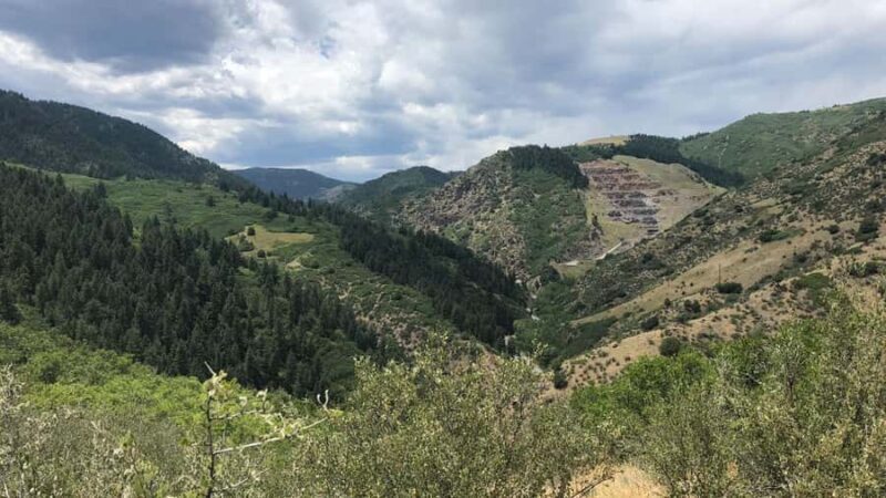 Red Rocks Amphitheatre Walking Tour: Nature, Music & Legends - The Experience From the Traveler’s Perspective