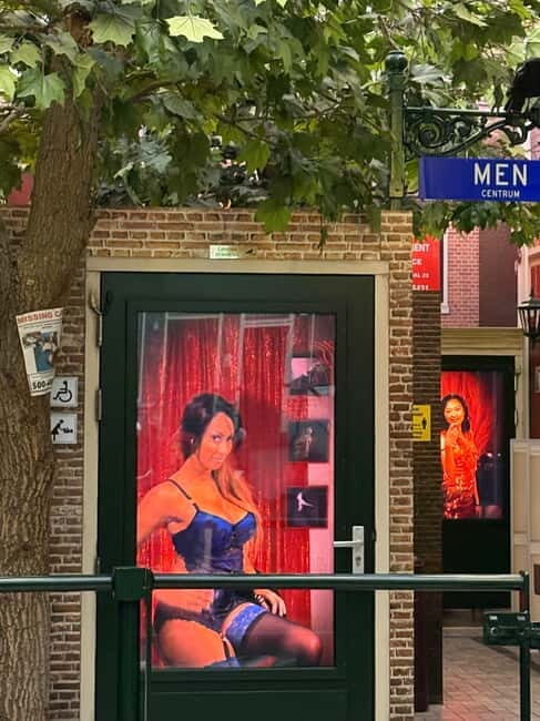 REDKULT: Red Light District & Historical City Center - An In-Depth Look at the Experience