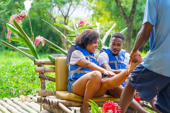 Reggae Rafting Experience With Power Snorkel Party Cruise - Dining Experience