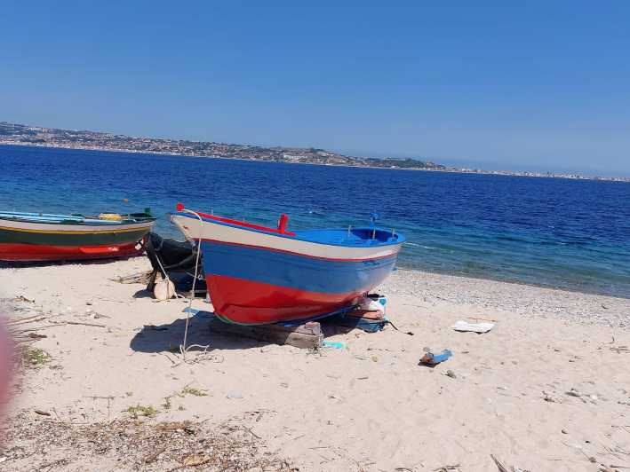 Reggio Calabria: Private Wooden Vintage Boat Tour - Itinerary Breakdown