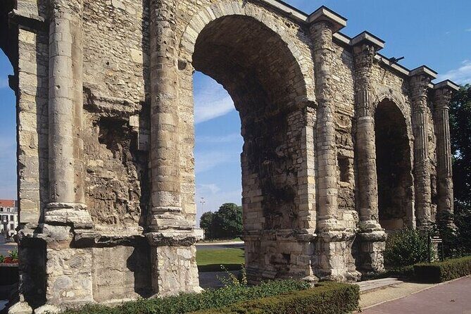 Reims Scavenger Hunt and Highlights Self-Guided Tour - A Deeper Look at the Reims Self-Guided Tour