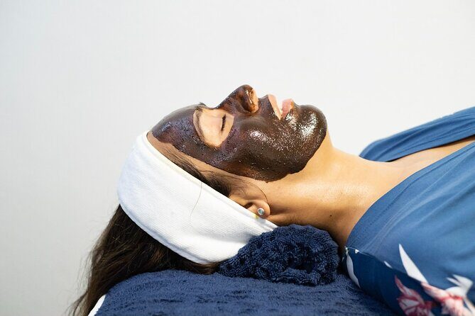 Rejuvenating Facial in Local Spa Room - What to Expect During Your Rejuvenating Facial