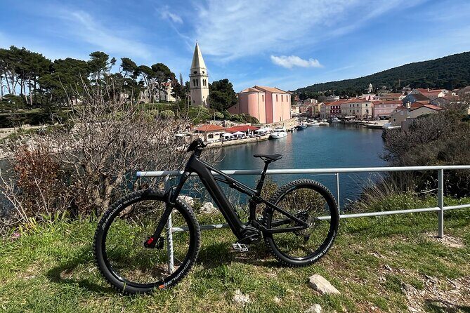 Rent a Bike Loinj - Explore the island with premium e-Bikes - Exploring Loinj by Bike: A Practical and Authentic Way to Discover the Island