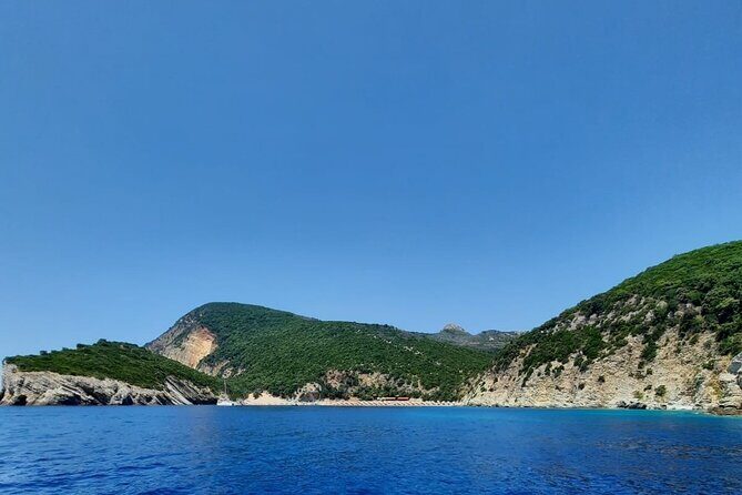 Rent a boat in Marina Bar Montenegro - The Sum Up