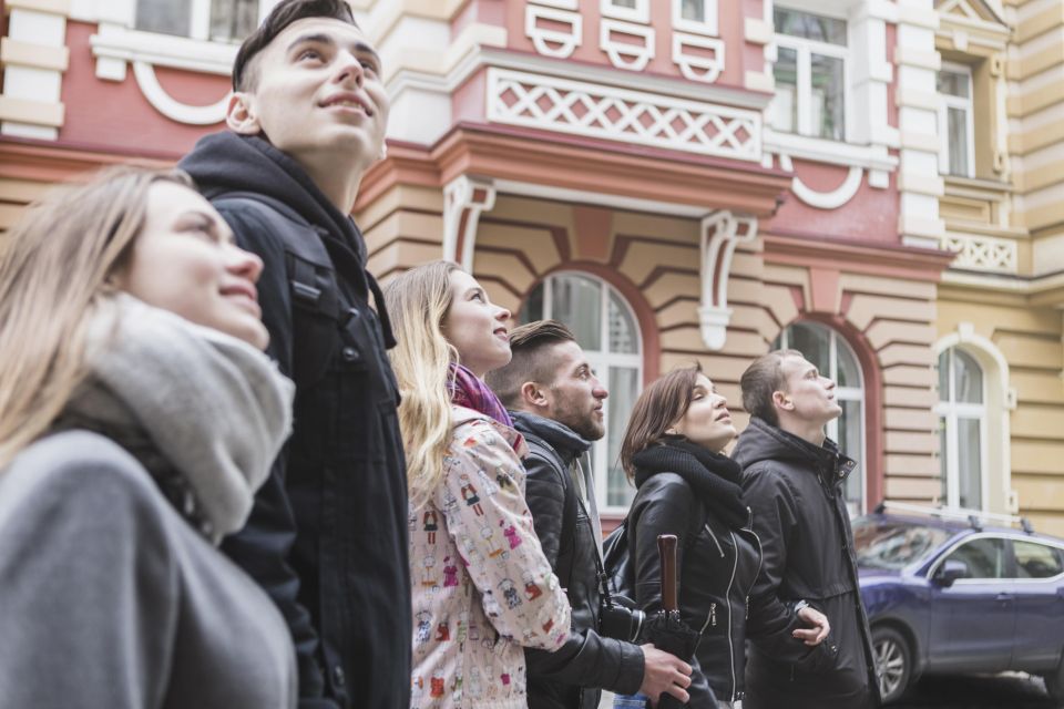 "Rent a Local & Unveil the City in 4 hours" - Practical Details and Value