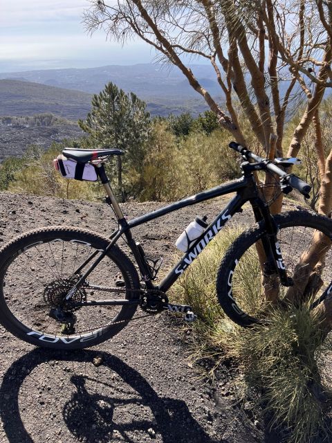 Rent Bike in Nicolosi. - Key Points