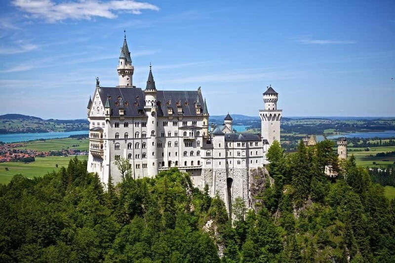 Rental car from Munich to Neuschwanstein Castle, including admission - Key Points