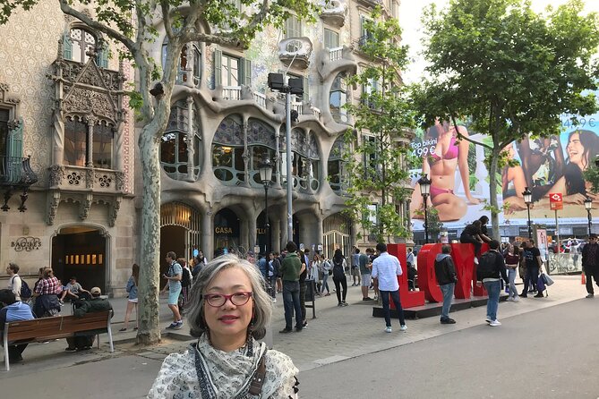 Reserved Entrance to Casa Batlló With Audio Guide in Barcelona - Casa Batlló Architecture