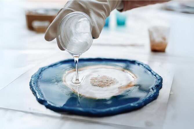 Resin Art Classes Sydney: Cheeseboards & Coasters - Key Points