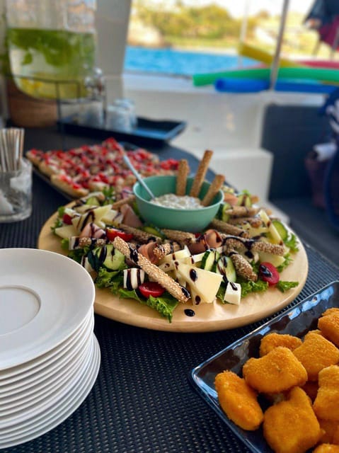 Rethymno: Private Catamaran Cruise with Lunch and Drinks - FAQ