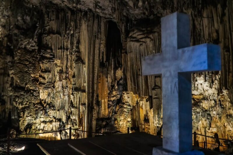 Rethymno:Private Tour to Arkadi-Margarites and Melidoni - An In-Depth Look at the Itinerary