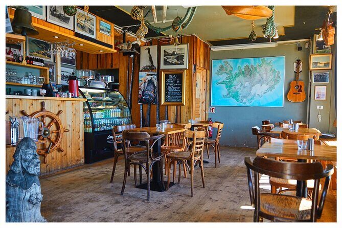 Reykjanes Explorer: Airport Transfer with Sightseeing Adventure - What We Love About the Tour