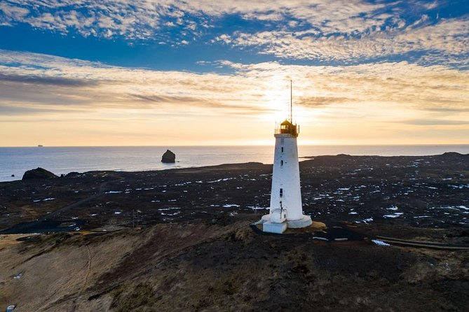 Reykjanes Peninsula Tour Review: Scenic Adventure Unveiled - Accessibility and Accommodations