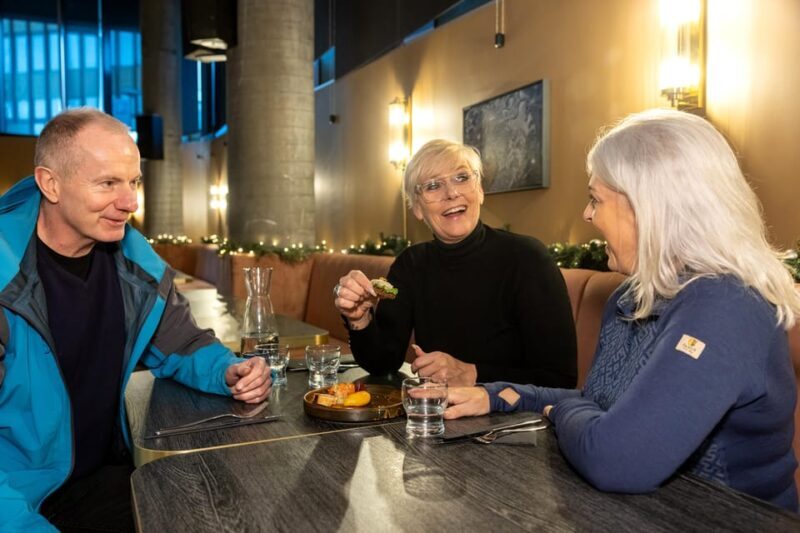 Reykjavik: Christmas Food Tour with Tastings and Drinks - Key Points