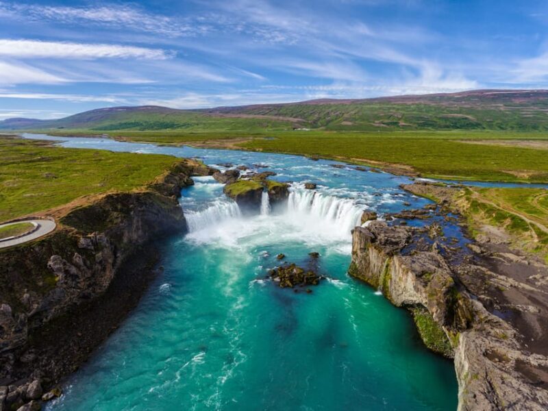Reykjavik: Entry Ticket to FlyOver Iceland Experience - An Authentic and Thrilling Virtual Flight