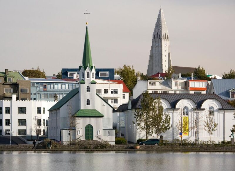 Reykjavik: Express Walk With a Local in 60 Minutes - Cultural Insights From a Local