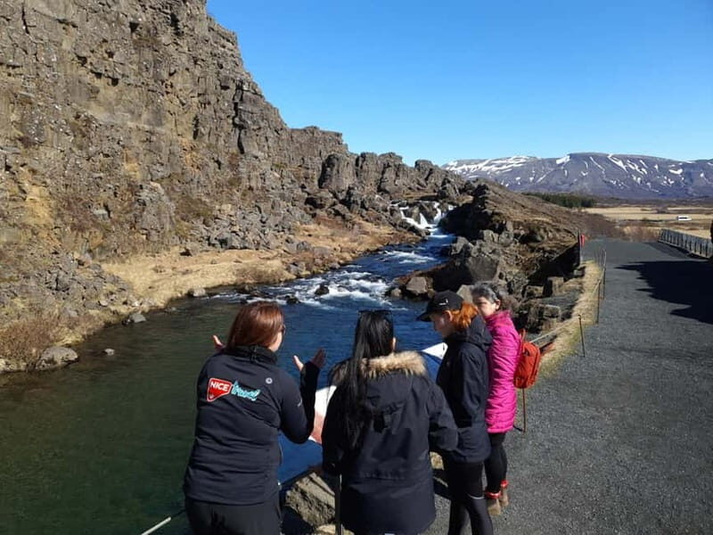 Reykjavík: Golden Circle, 2 Geysers & Geothermal Bakery Tour - Authenticity and What You’ll Take Home