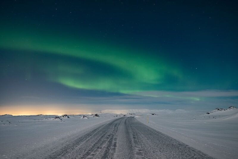 Reykjavík: Group Northern Lights Tour with Pics & Hot Cocoa - The Sum Up