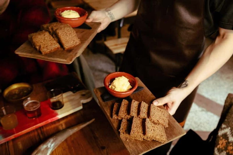 Reykjavik: Private Food and Beer Tour with a Local Guide - The Itinerary: A Closer Look