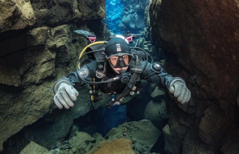 Reykjavík: Silfra Fissure Diving with Optional Pickup - FAQ