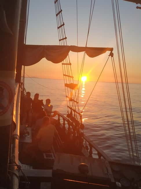 Rhodes: 1-hour Sunset Cruise on an 18th-Century Boat - Key Points