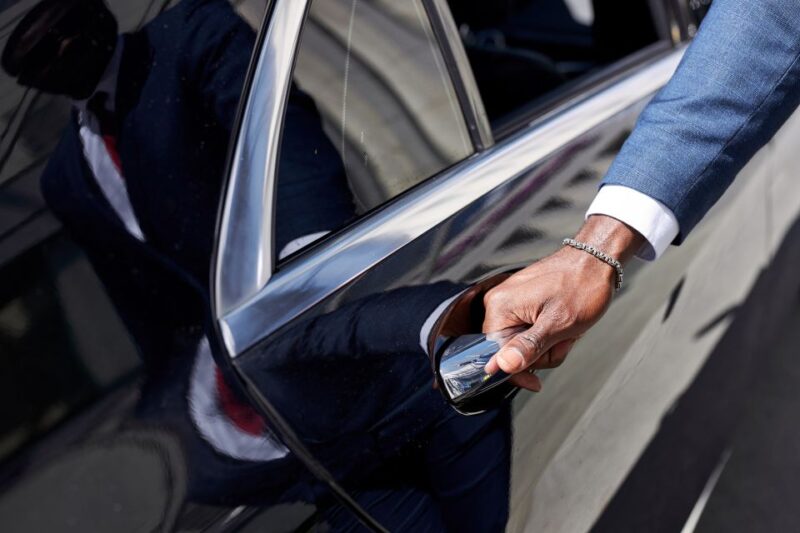 Rhodes: Airport to Hotel Transfer One Way - Booking and Payment