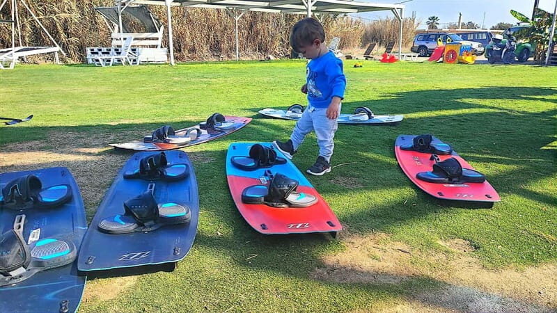 Rhodes: Kitesurfing Rental Package - Board Only 1 Day - What to Expect from Your Kitesurfing Day in Rhodes