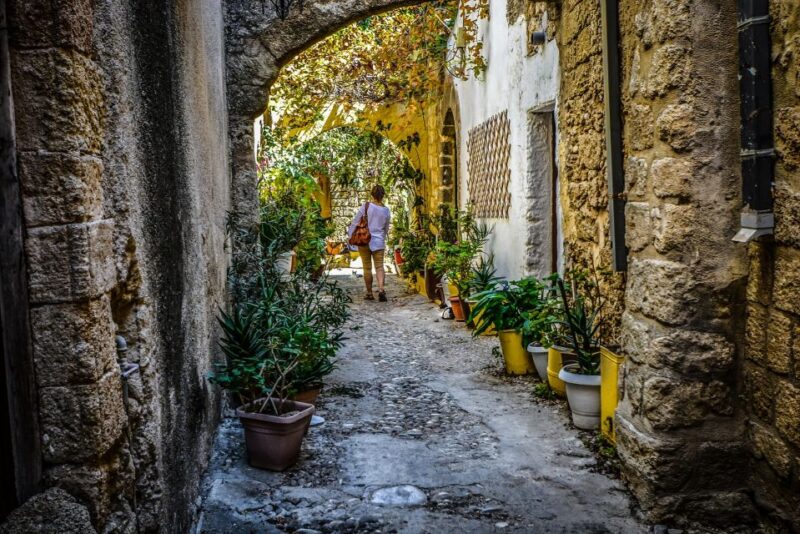 Rhodes: Private Day Trip to Lindos Village & Acropolis - Itinerary Highlights