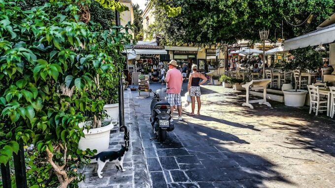 Rhodes: Private Day Trip to Lindos Village & Acropolis - Transportation and Guide Options