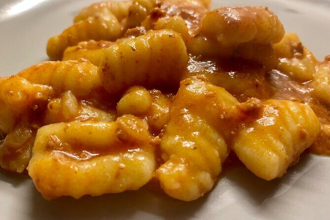 Rialto market tour and Italian cooking class with a local - The Sum Up